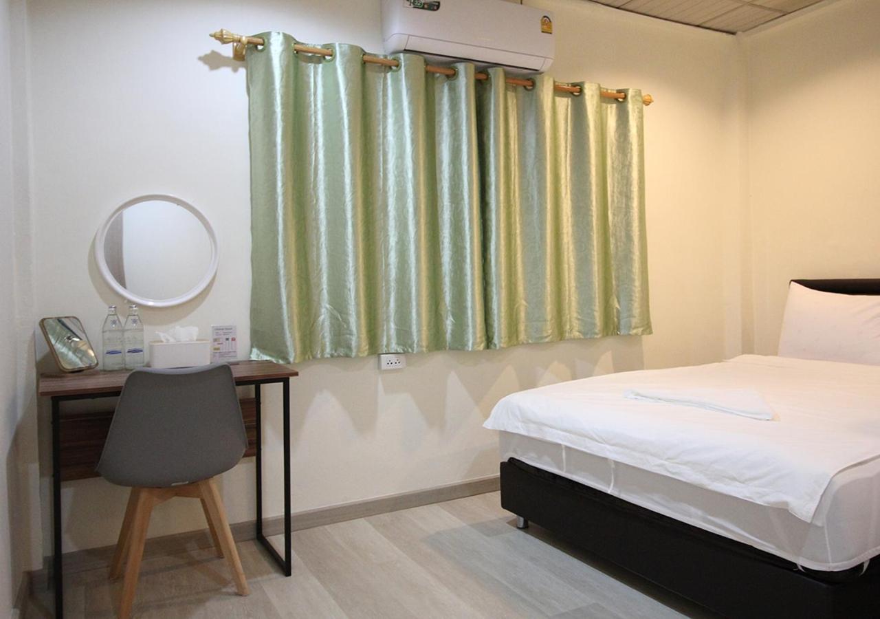 Chaiwat Hostel Bangkok Exterior foto